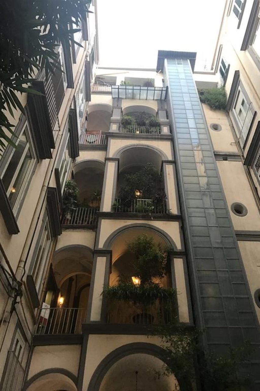 نابولي B&B Chiaia 216 المظهر الخارجي الصورة