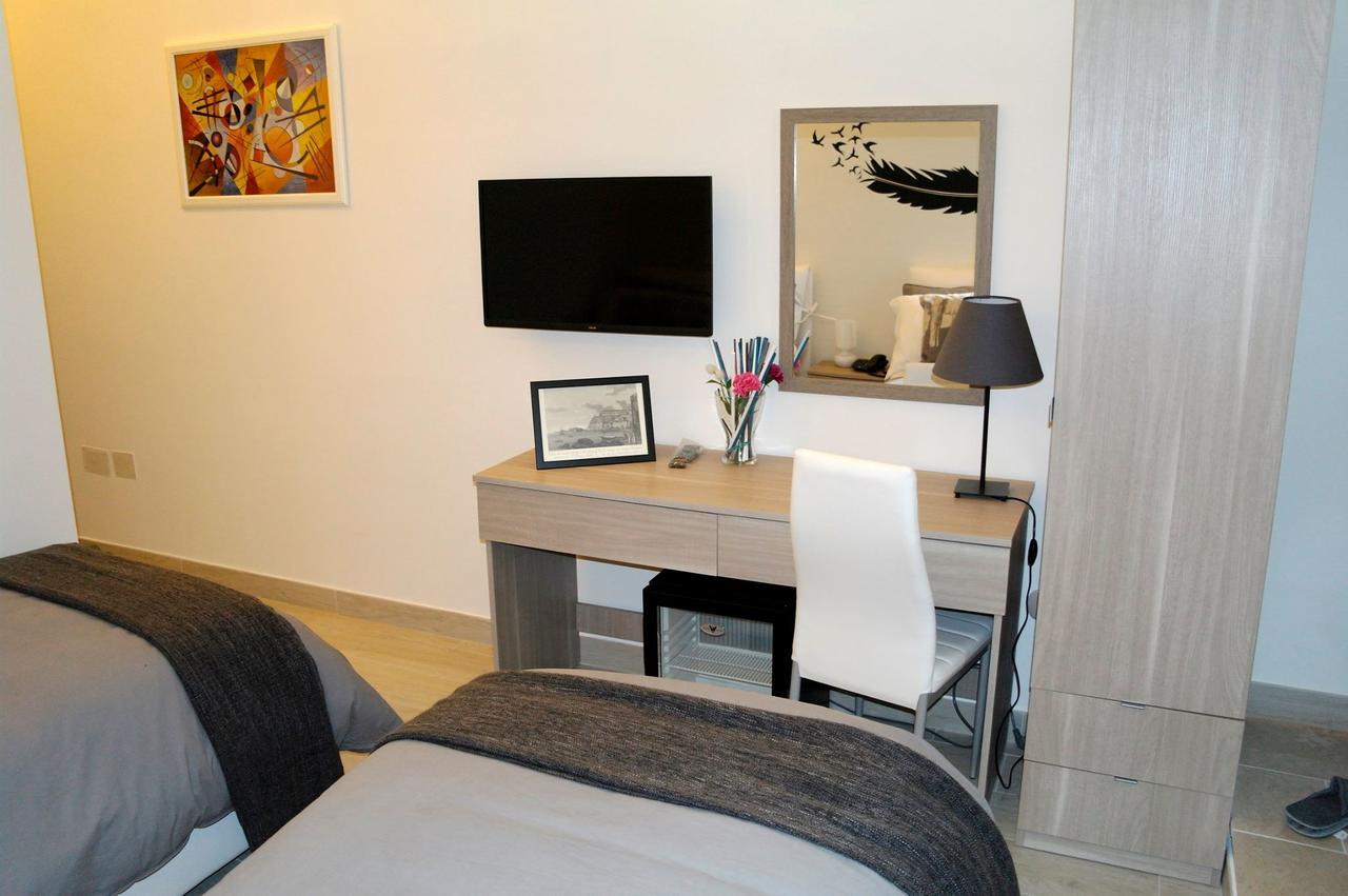 نابولي B&B Chiaia 216 المظهر الخارجي الصورة